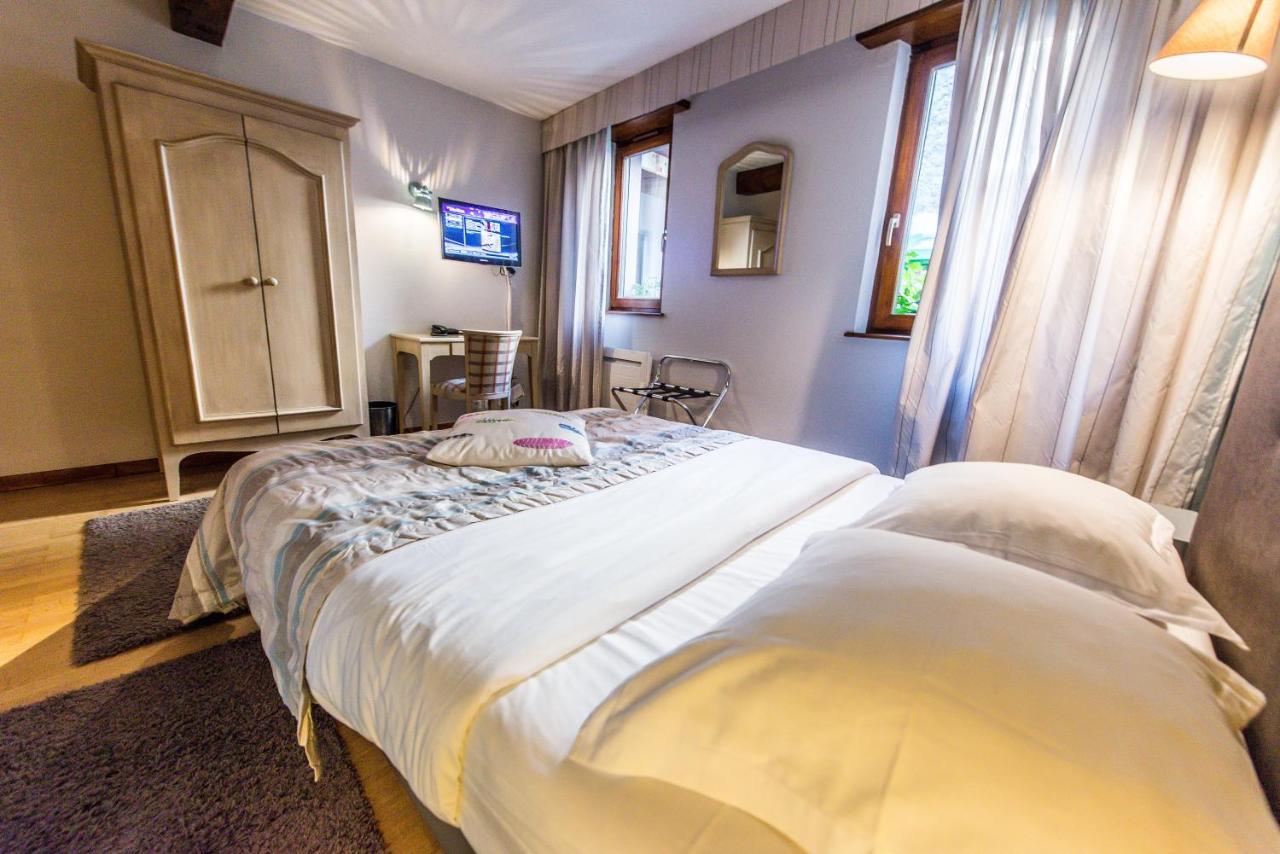 ריביווילה Hotel Au Lion מראה חיצוני תמונה