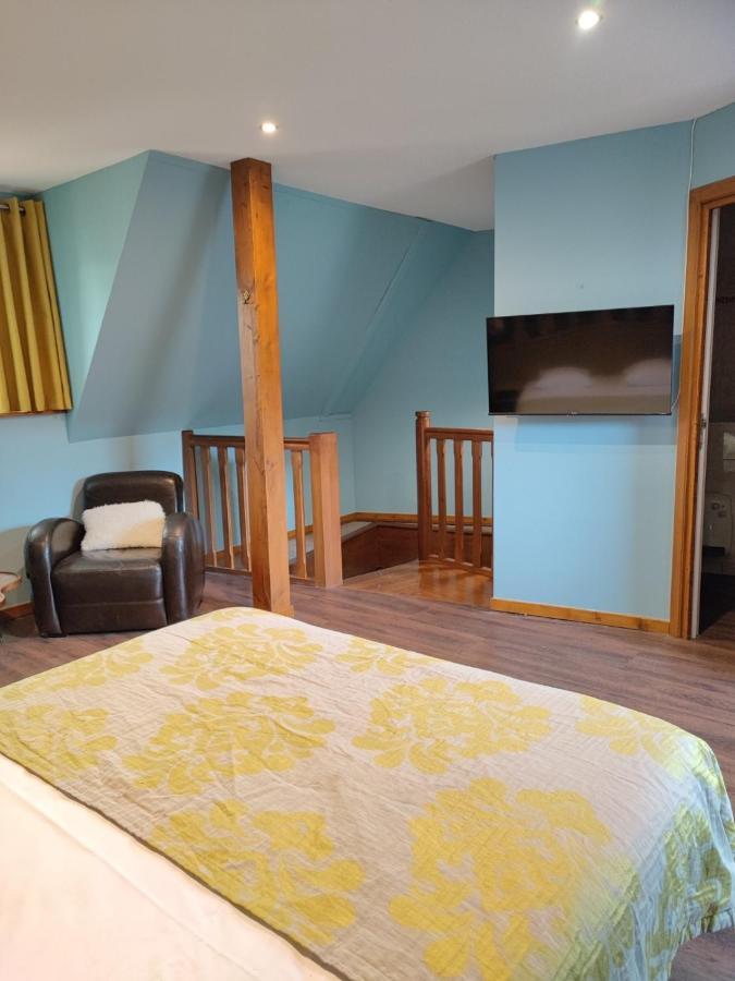 ריביווילה Hotel Au Lion מראה חיצוני תמונה